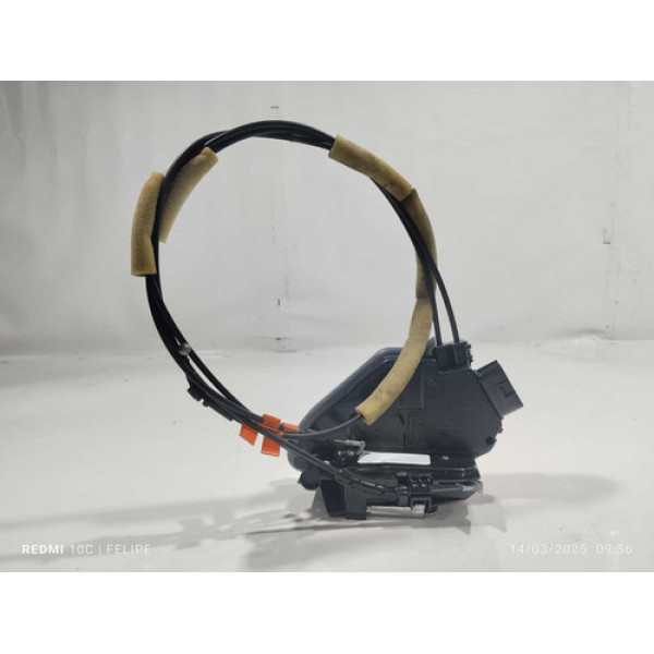 Fechadura De Porta Dianteira Direita Nissan Sentra 2017