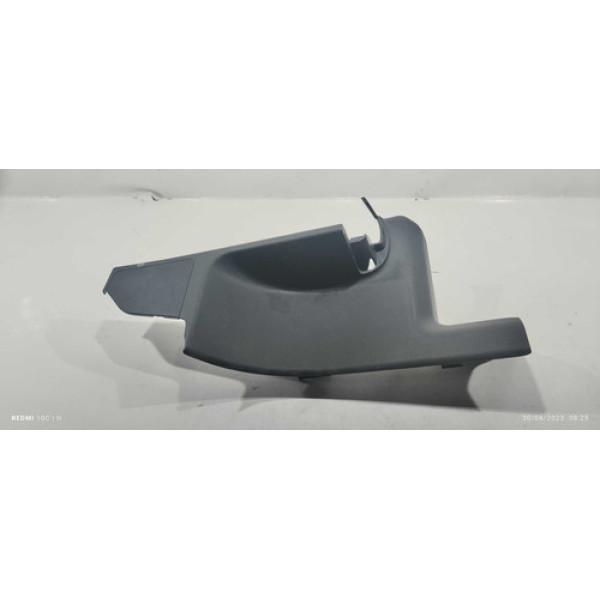 Soleira Porta Traseira Direita Mitsubishi Outlander 2015