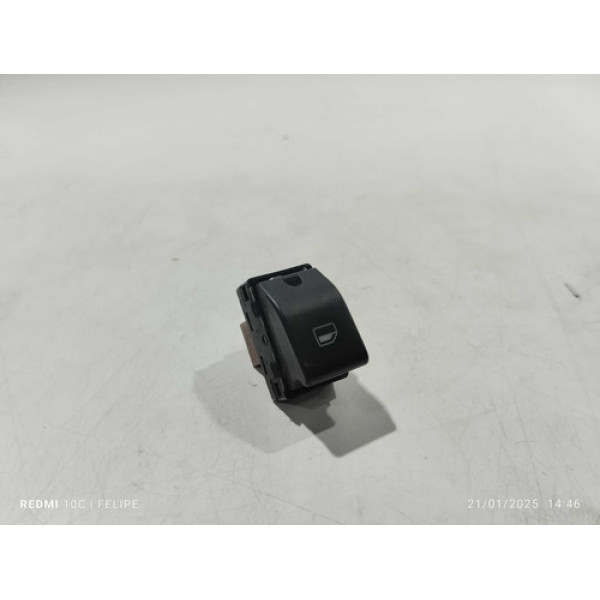 Botão Do Vidro Dianteiro Direito Volkswagen Voyage 2014