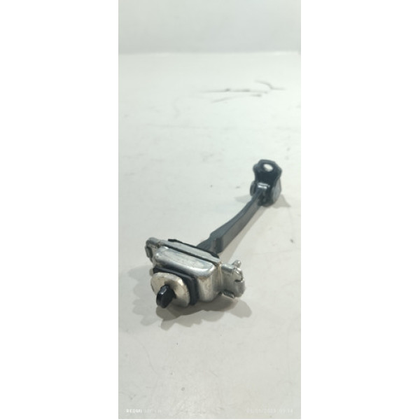 Limitador De Porta Dianteira Esquerda Chevrolet Cobalt 2018