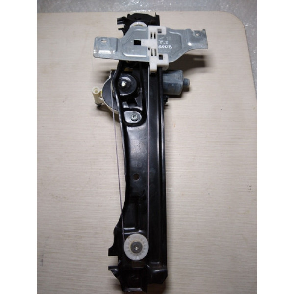 Máquina De Vidro Traseira Esquerda Peugeot 2008