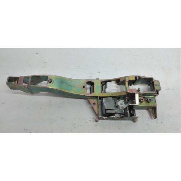 Suporte Maçaneta Externa Traseira Direita Peugeot 208 2014 Preto