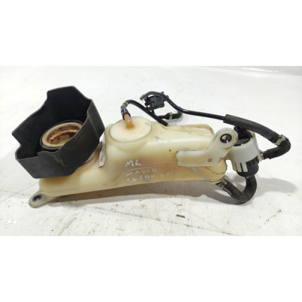 Reservatório Partida Fria Nissan March 1.6 16v 2013