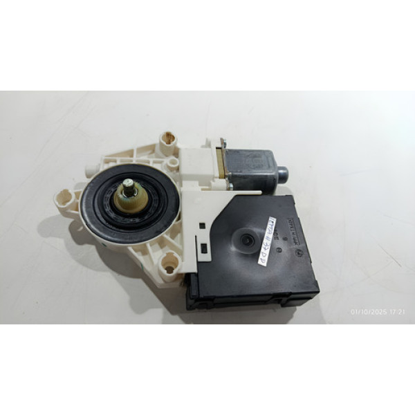 Motor Máquina Vidro Dianteira Direita Volkswagen Jetta 2009