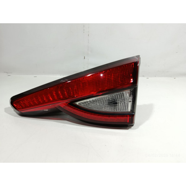 Lanterna Direita Tampa Fiat Argo Drive 1.0 2020 Direito/passageiro Vermelha