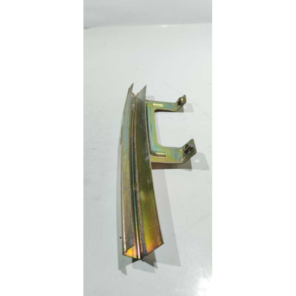 Guia Canaleta Do Vidro Traseiro Direito Chery Celer 2014 Coral