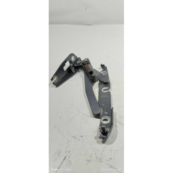 Dobradiça Esquerda Do Porta Malas Jetta 2008 Sedã 