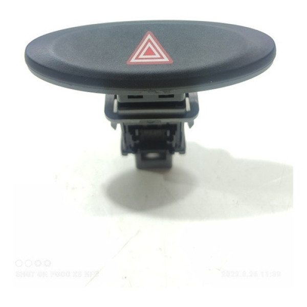 Botão Pisca Alerta Painel Toyota Etios 2014-2018  Preto