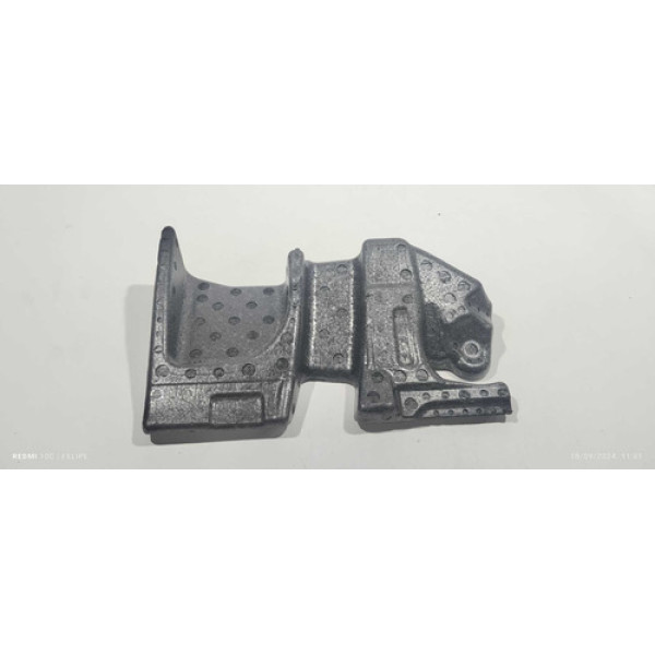 Isopor Assoalho Ford Fusion 2013 Preto