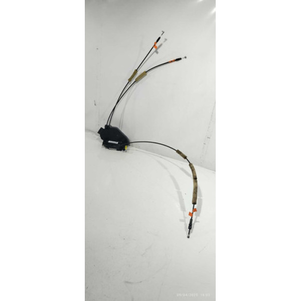 Fechadura De Porta Dianteira Esquerda Nissan Sentra 2017