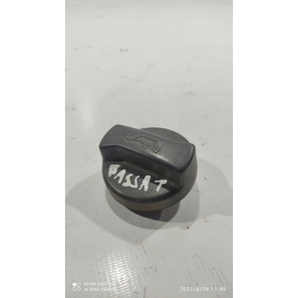 Tampa De Óleo Motor Volkswagen Passat Alemão 99 Cx36