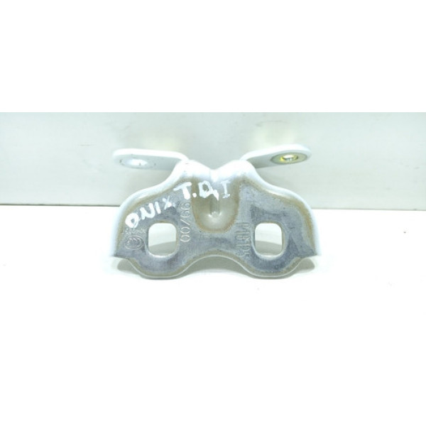 Dobradiça Porta Traseira Direita Inferior Chevrolet Onix 