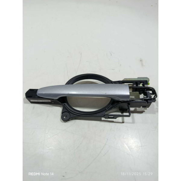 Maçaneta Externa Dianteira Esquerda Mitsubishi Lancer 2015 Prata Dianteira