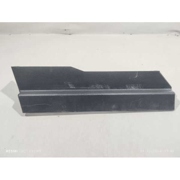 Moldura Acabamento Banco Dianteiro Esquerdo Nissan Tida 2012 Preyo