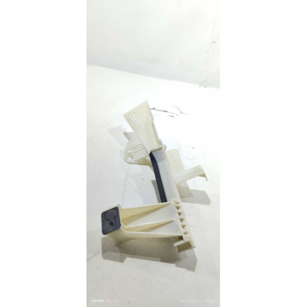 Guia Canaleta Vidro Dianteiro Direito Citroën C5 2004