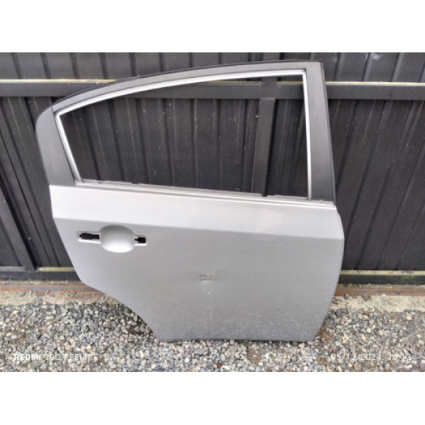 Porta Traseira Direita Nissan Sentra 2008(ver Detalhe) Traseira Direita Prata