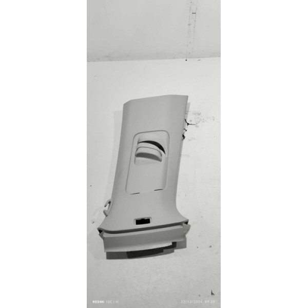 Acabamento Direito Coluna Volkswagen Nivus Confortline 2022 Preto