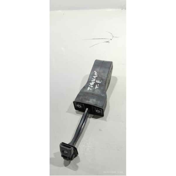 Limitador Porta Traseira Esquerda Vw Tiguan 2010