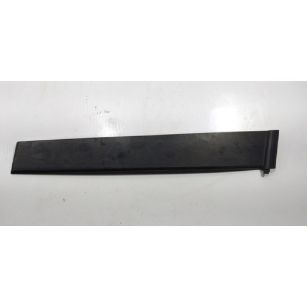 Moldura Da Coluna Da Porta Traseira Dir Honda Fit 09 A 14