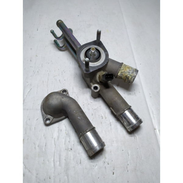 Carcaça Com Válvula Termostática Hyundai I30 2.0 2011