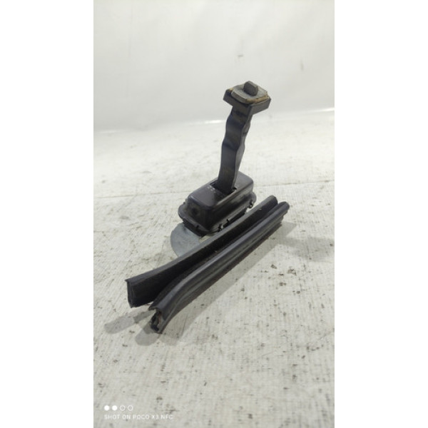 Guia Vidro Limitador Porta Traseiro Esquerdo 2008 2019 