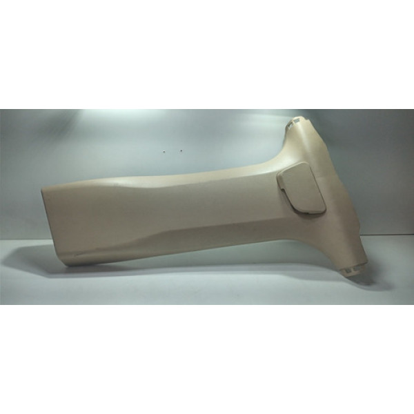 Moldura Acabamento Coluna Direita Chevrolet Captiva 2010