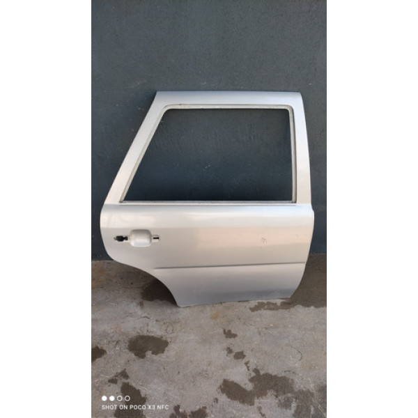 Porta Traseira Lado Direito Volkswagen Gol G3 2002  Traseira Direita Prateado