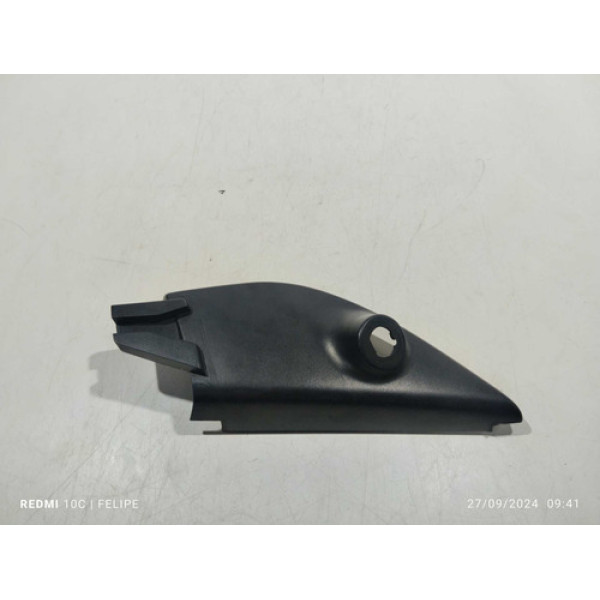 Moldura Interna Direita Do Retrovisor Volkswagen Voyage 2014 Preto