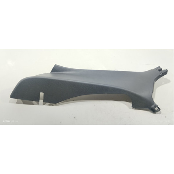 Acabamento Lateral Traseiro Esquerdo Volkswagen Nivus 2022 Preto