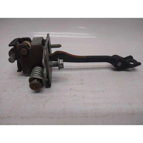 Limitador Da Porta Traseiro  Direito Do C4 Lounge