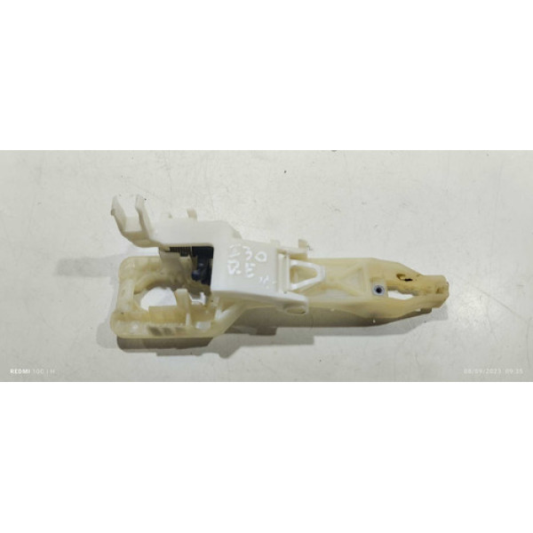 Suporte Da Maçaneta Dianteiro Esquerdo Hyundai I30 2011