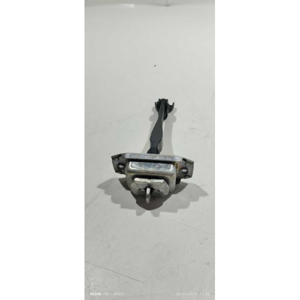 Limitador De Porta Traseira Esquerda Nissan Sentra 2015 Traseira Esquerda Preto