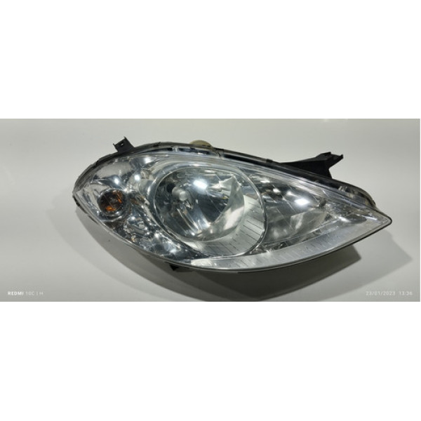 Farol Dianteiro Direito Mercedes A200 2006  Direito