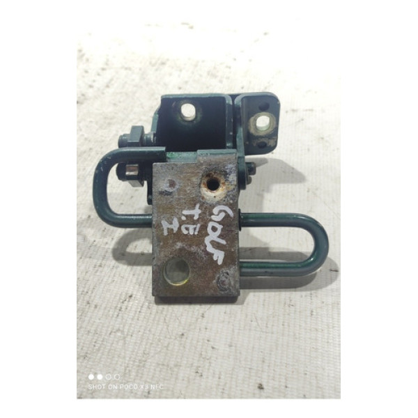 Dobradiça Inferior Porta Traseira Esquerda Golf Sapão 2000