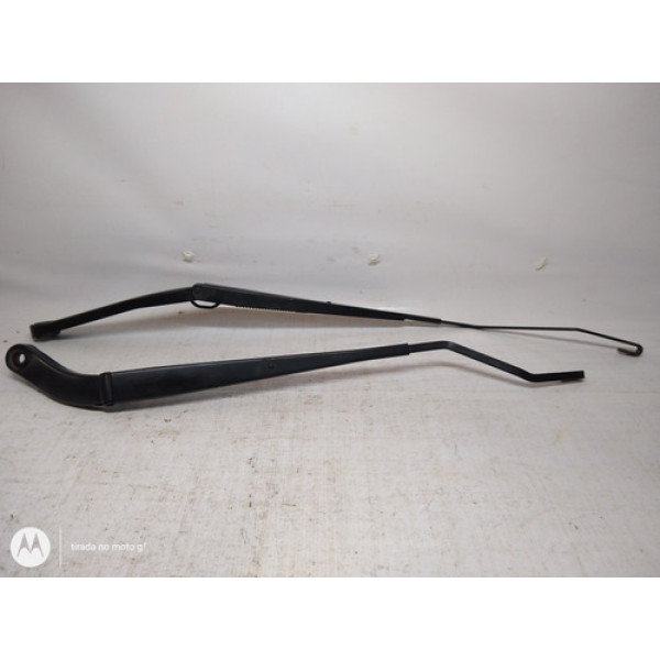 Par Do Braço Do Limpador De Parabrisa Sentra 2010 Le/ld