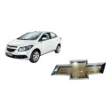 Emblema Chevrolet Prisma Dianteiro 2013 2018 Original Prata