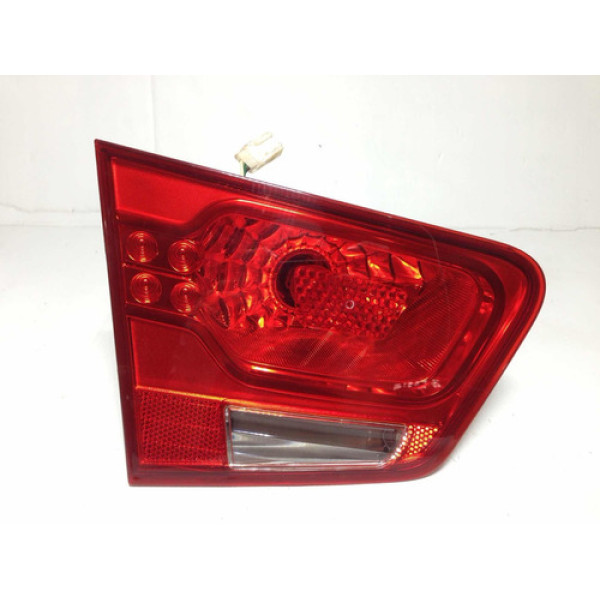 Lanterna Esquerda Tampa Traseira Porta-malas Kia Cerato 2013