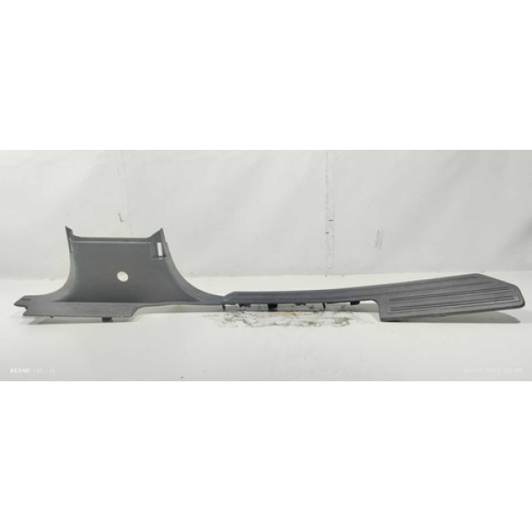 Soleira Esquerda Vw Amarok 2012(marcas De Uso Ver Fotos) Preto