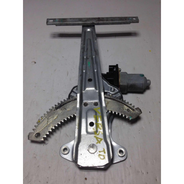 Máquina Motor Vidro Elétrico Traseiro Direito Nissan Versa