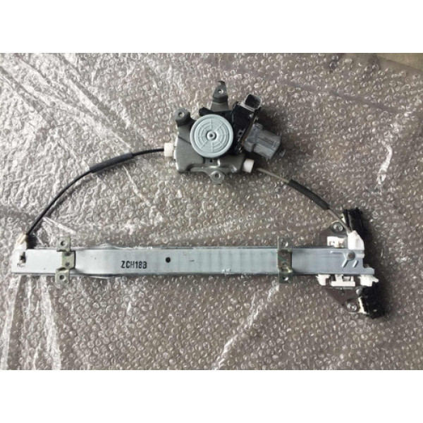 Máquina De Vidro Traseiro E. Nissan X-gear Livina 2014