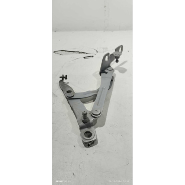 Dobradiça Tampa Traseira Nissan Sentra 2007/2012 Direito