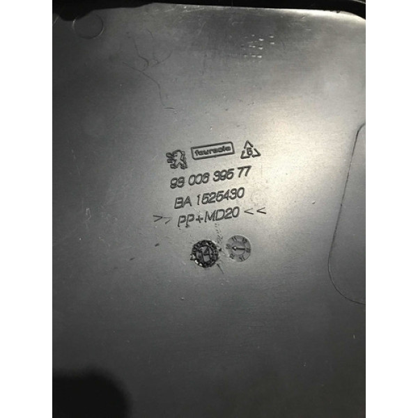 Acabamento Do Console Lateral Direito Peugeot 2008 2017/2018