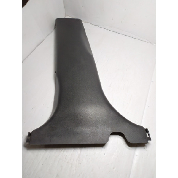 Moldura Inferior Coluna T Central Le Hyundai I30 2008/2012 