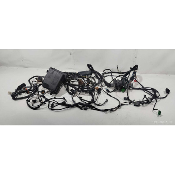 Chicote Cofre Motor Carroceria Peugeot 2008 1.6 2019 Automát