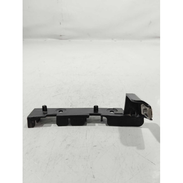 Guia Parachoque Traseiro Esquerdo Peugeot Hoggar 1.4   2012