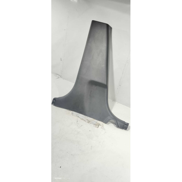 Acabamento Esquerdo Da Coluna Nissan Versa 2018