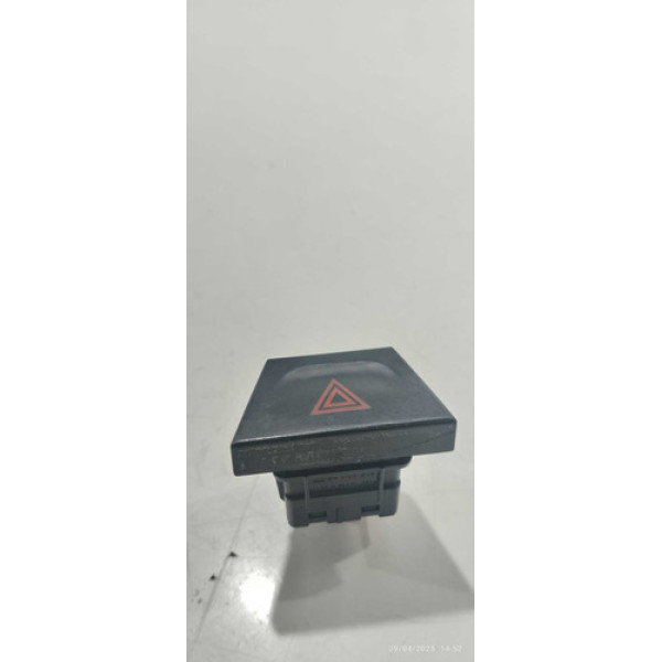 Botão Interruptor Pisca Alerta Chevrolet Agile 2011 Preto