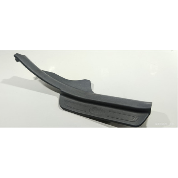 Soleira De Porta Traseira Direita Kia Cerato 2012