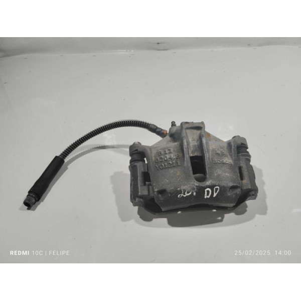 P.i.n.ç.a Dianteira Direita Peugeot 207 1.4 2010