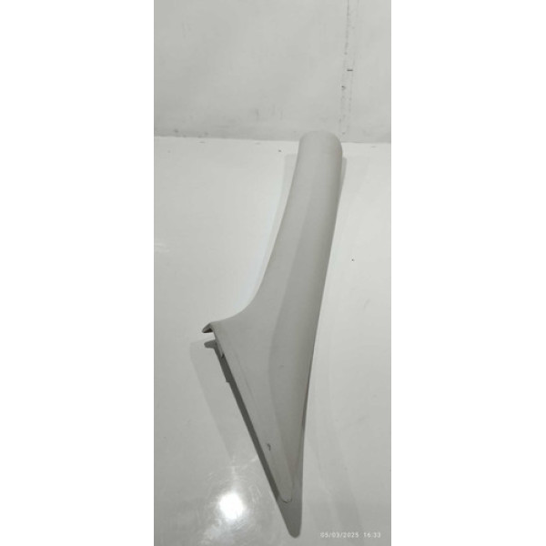 Moldura Esquerda Da Coluna Chevrolet Cruze Ltz Sedã 1.4 2018 Branco